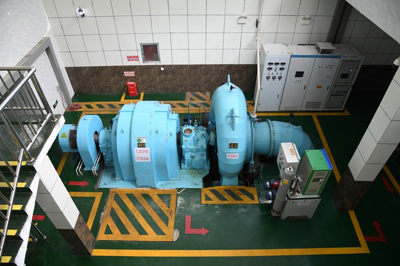 位于施秉縣的觀音巖水電站生態流量機組運行中。潘希來 攝 (1)