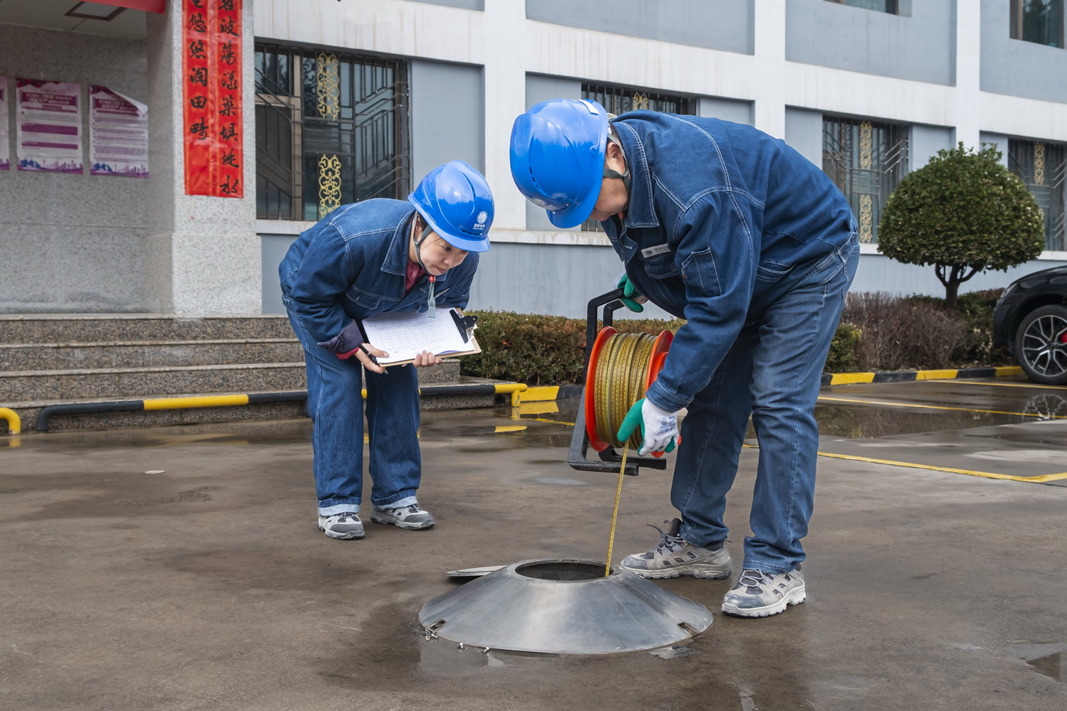 劉家峽水電廠：技能大比武，筑牢水電安全防線 (2).jpg